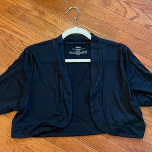 Lightweight black bolero